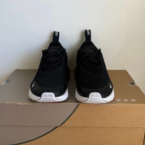Nike Air Max 270 Black/White Kids Sneakers- SZ 1 Y - Picture 5 of 13